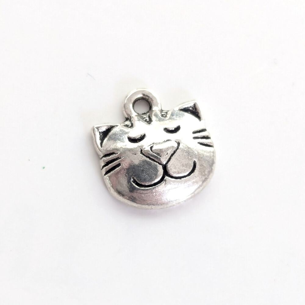 Vintage Silver Tone Smiling Cat Kitty Collectible Mini Pendant Bracelet Charm